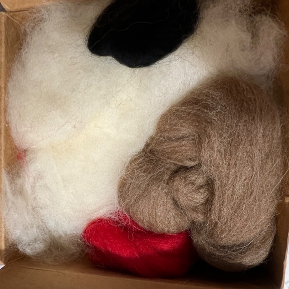 Needle Felting Kit Reindeer Feather Felts Intermediate Made England 18 cm Tall - Picture 6 of 9